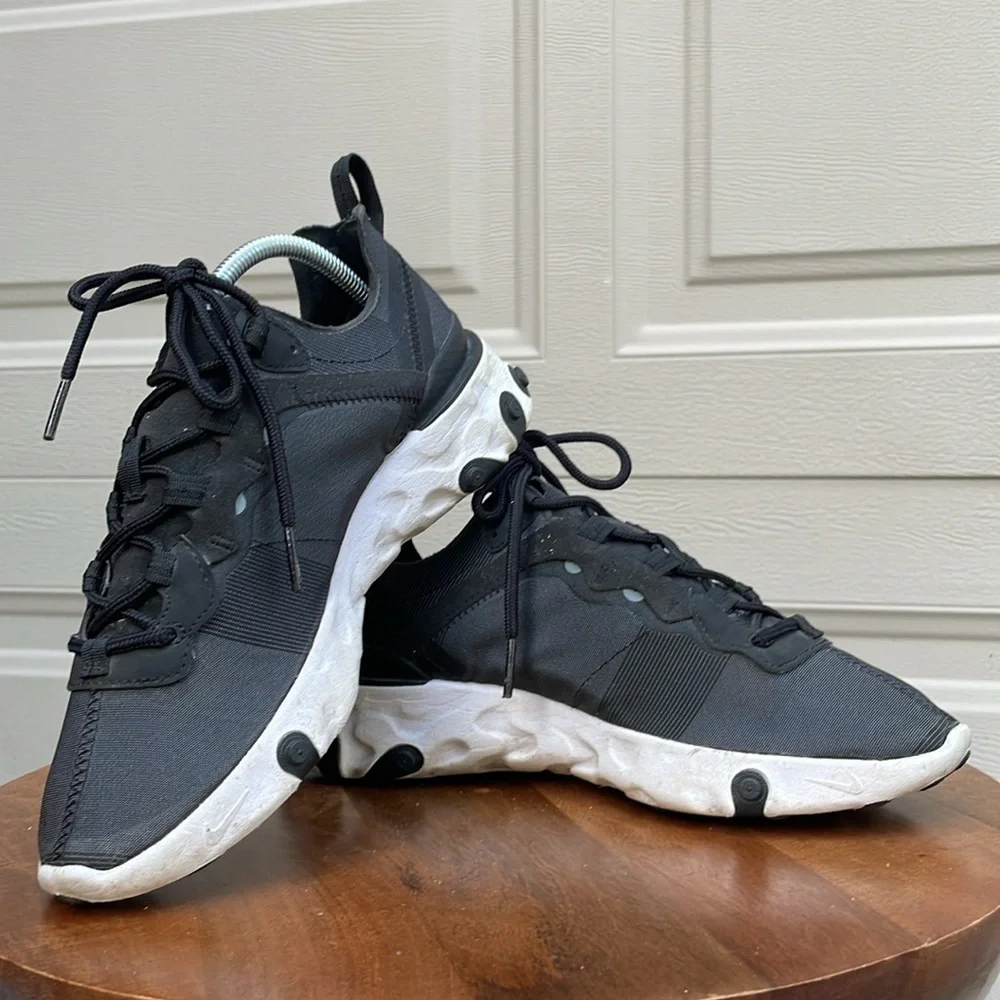 Nike Black & White Athletic Shoes - Picture 9 of 15